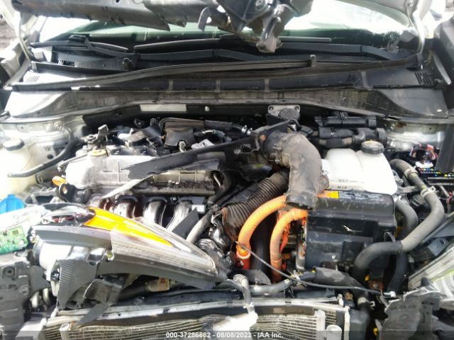 KNDCB3LC4H5073692 KIA NIRO LX