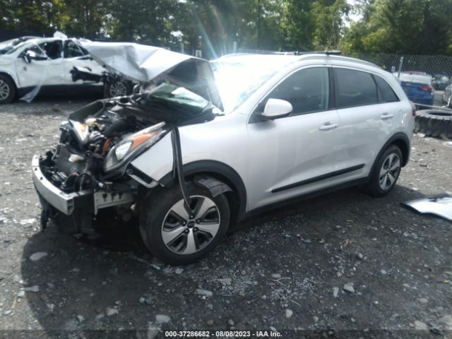 KNDCB3LC4H5073692 KIA NIRO LX