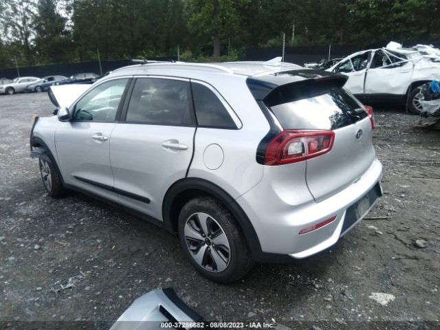 KNDCB3LC4H5073692 KIA NIRO LX