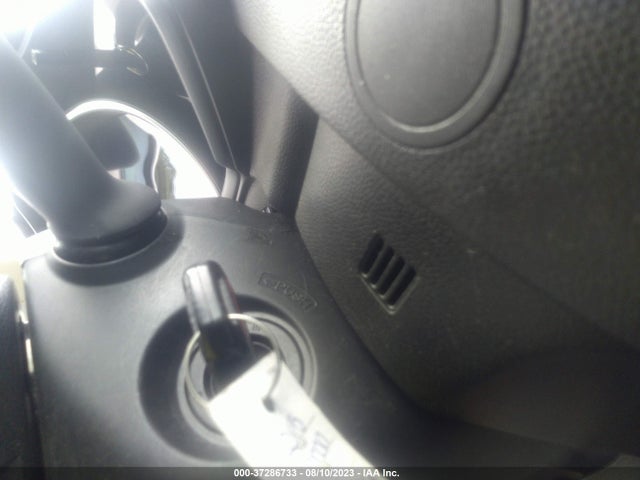 Honda FIT LX 2015 3HGGK5G56FM756639 Image 11