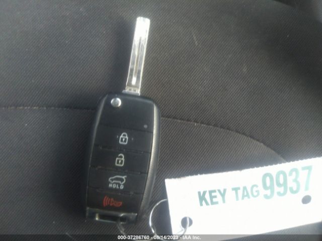 KNDJN2A20K7667288 KIA Soul Base