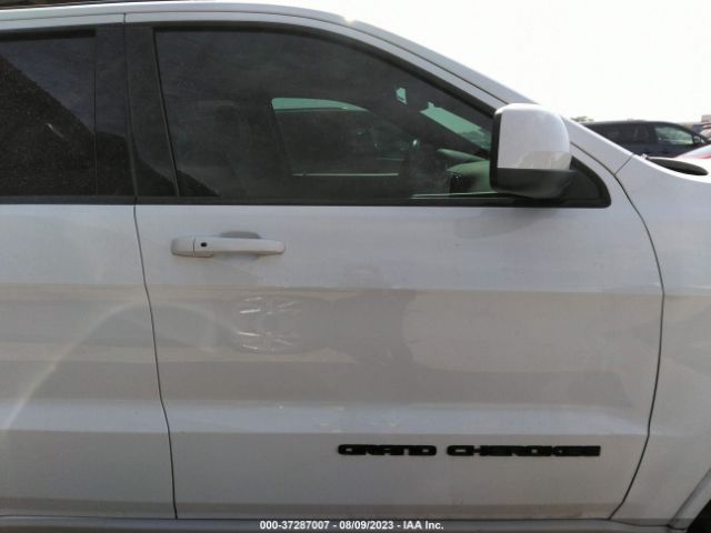1C4RJEAG0KC844280 Jeep Grand Cherokee Altitude
