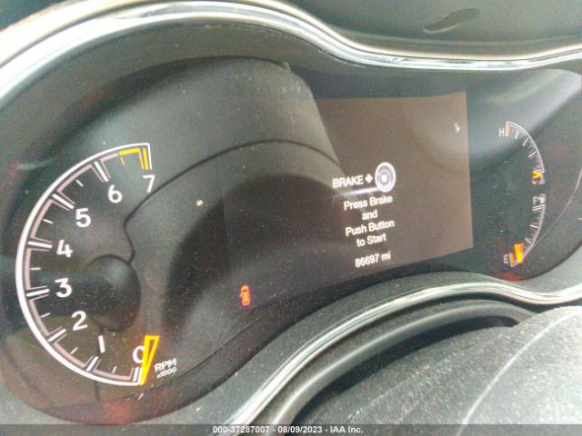 1C4RJEAG0KC844280 Jeep Grand Cherokee Altitude