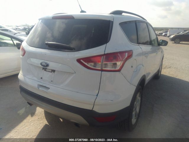 1FMCU0GX1GUB81497 Ford ESCAPE SE
