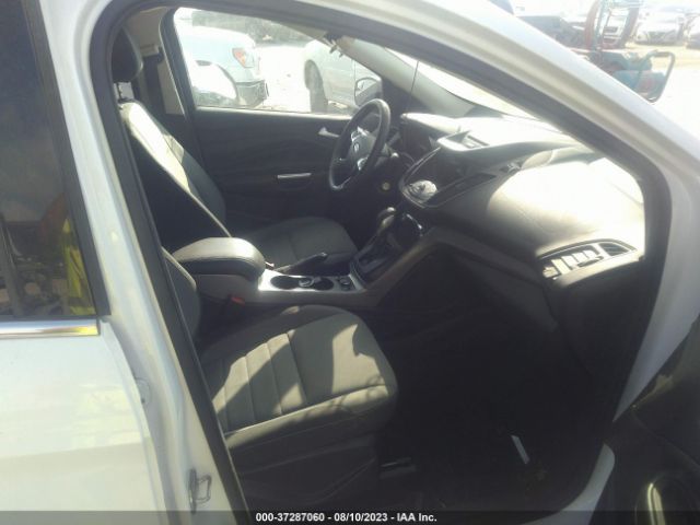 1FMCU0GX1GUB81497 Ford ESCAPE SE