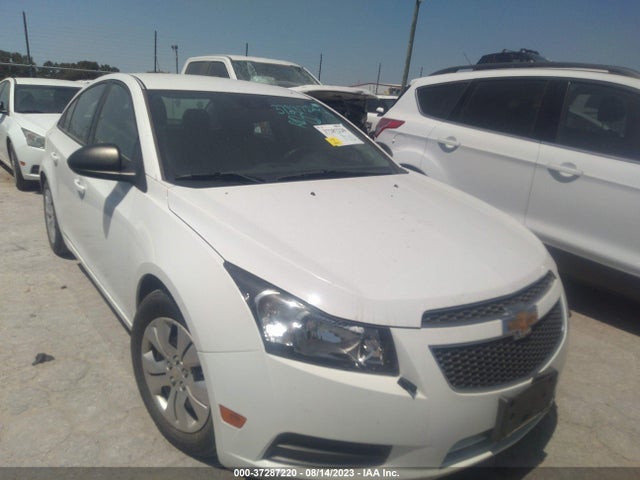 2014 1G1PA5SH4E7285689 main image