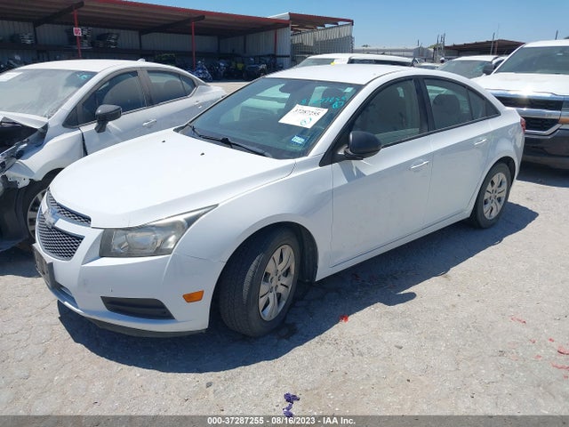 Chevrolet CRUZE LS 2014 1G1PA5SH8E7281208 Image 2