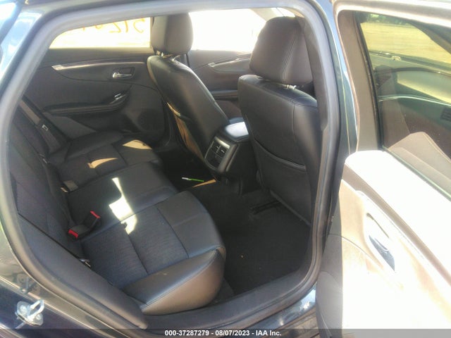 Chevrolet IMPALA LT 2018 2G1105S30J9133432 Image 8