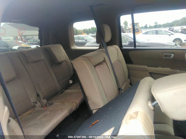 2014 HONDA PILOT EX VIN: 5FNYF4H45EB019488
