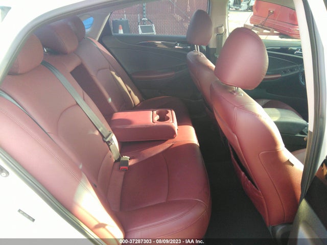 2011 HYUNDAI SONATA LTD W/WINE INT VIN: 5NPEC4AB9BH272945