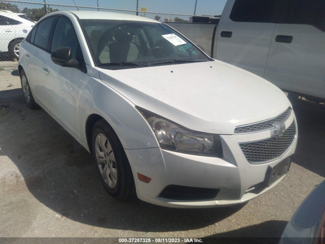 2014 1G1PA5SH4E7284610 main image