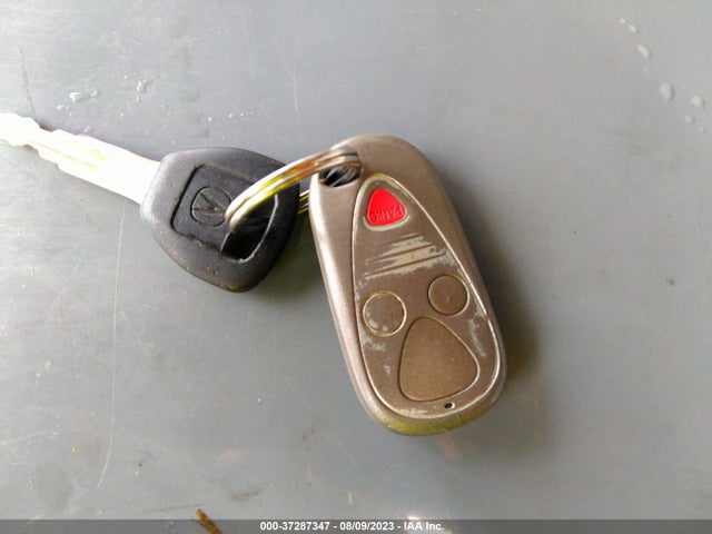 2003 ACURA RSX VIN: JH4DC53883C010428