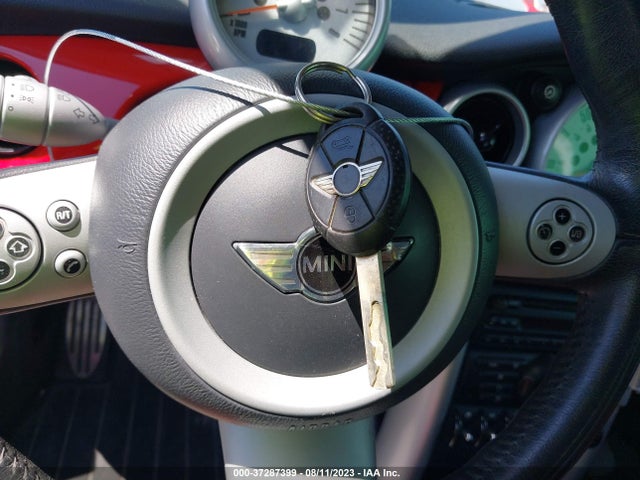 2006 MINI COOPER HARDTOP WMWRE33526TN26135 Photo 10