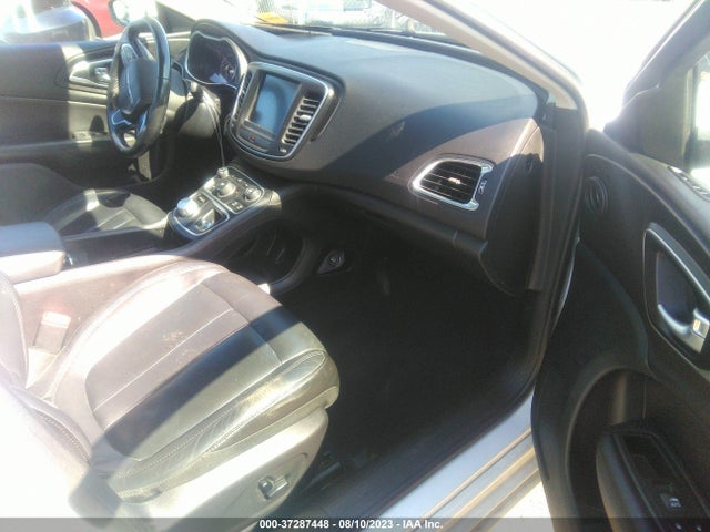 Chrysler 200 Limited Platinum 2017 1C3CCCAB4HN503197 Image 11