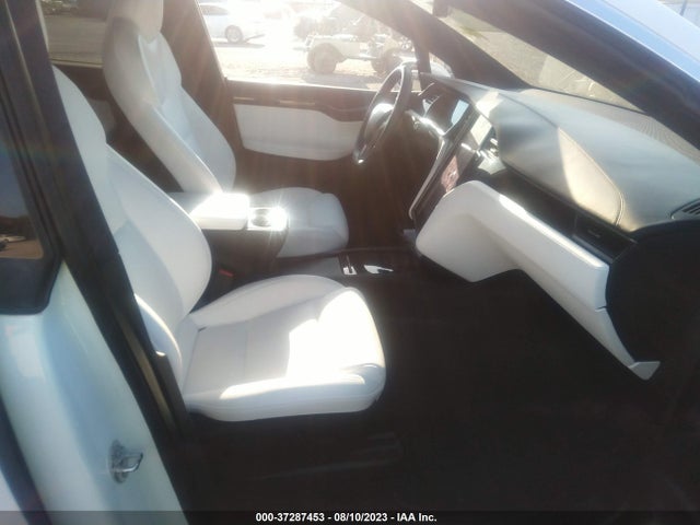 Tesla Model X Long Range 2020 5YJXCBE29LF247437 Image 12