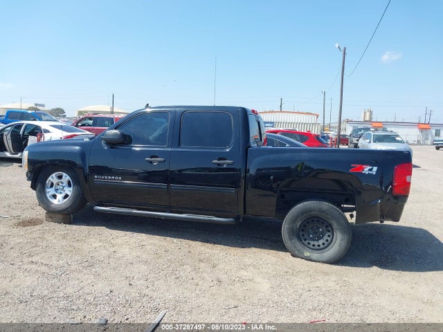 2013 CHEVROLET SILVERADO 1500 LT VIN: 3GCPKSE76DG196697