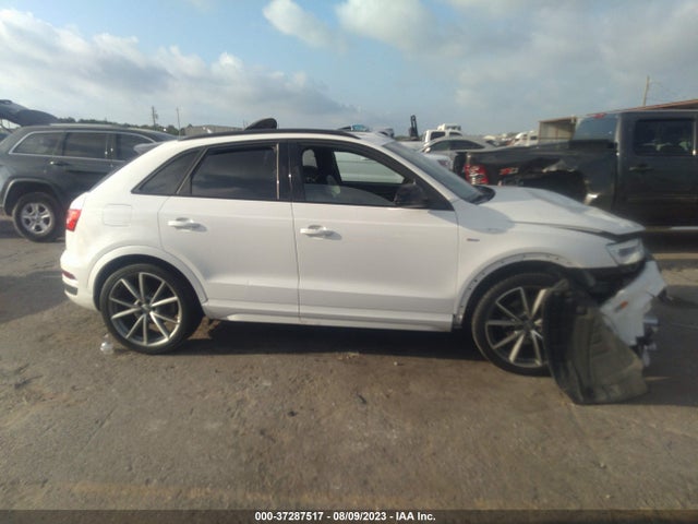 WA1HCCFSXJR017688 Audi Q3 Premium Plus