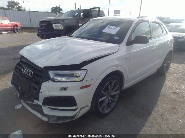 WA1HCCFSXJR017688 Audi Q3 Premium Plus