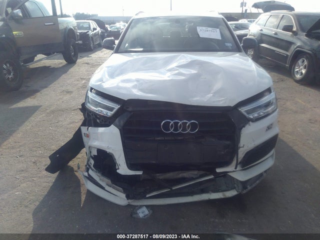 WA1HCCFSXJR017688 Audi Q3 Premium Plus