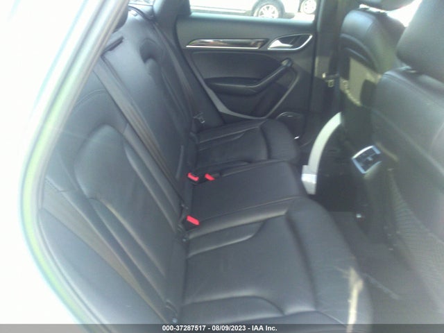 WA1HCCFSXJR017688 Audi Q3 Premium Plus