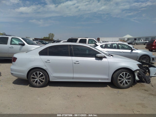 3VWDB7AJ6HM260758 Volkswagen Jetta 1.4t Se