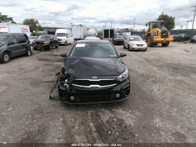 3KPF24AD7ME270658 KIA Forte Lxs