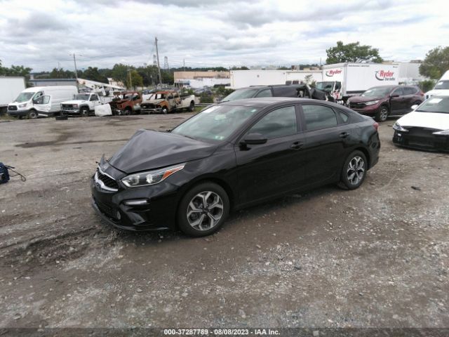 3KPF24AD7ME270658 KIA Forte Lxs