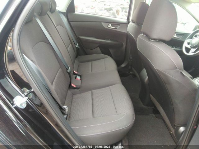 3KPF24AD7ME270658 KIA Forte Lxs