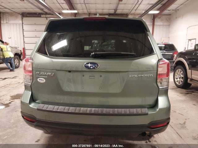 2018 SUBARU FORESTER PREMIUM VIN: JF2SJAEC3JH554426