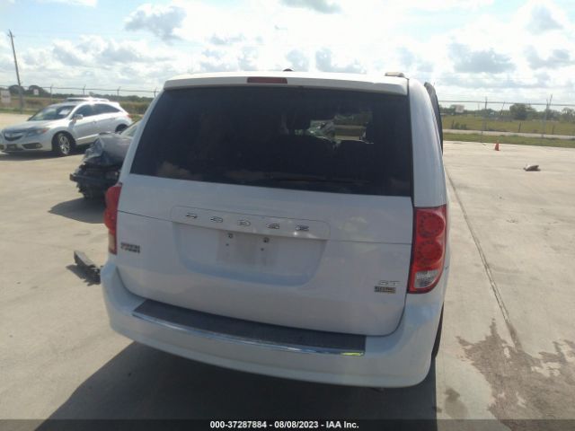 2C4RDGCG0GR329357 Dodge Grand Caravan Sxt