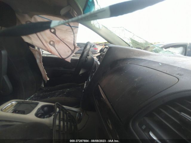 2C4RDGCG0GR329357 Dodge Grand Caravan Sxt