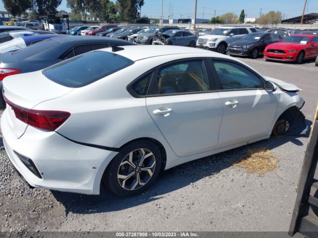 3KPF24AD3LE239714 KIA Forte Lxs