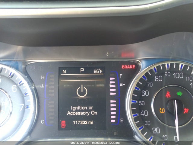 Chrysler 200 Limited 2015 1C3CCCAB6FN687166 Image 7