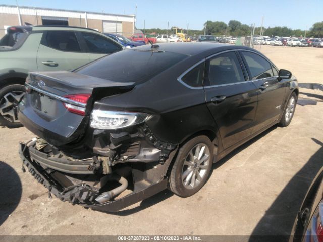 3FA6P0PUXHR141769 Ford Fusion Energi Se