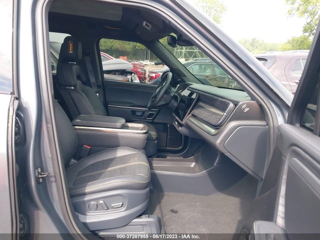 2022 RIVIAN R1T ADVENTURE PACKAGE VIN: 7FCTGAAA0NN010943
