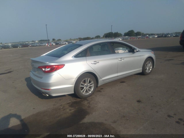 2016 HYUNDAI SONATA SE VIN: 5NPE24AF6GH349557