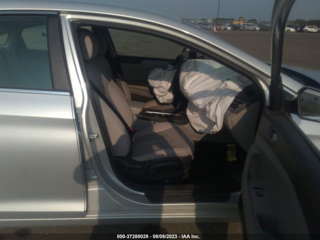 2016 HYUNDAI SONATA SE VIN: 5NPE24AF6GH349557