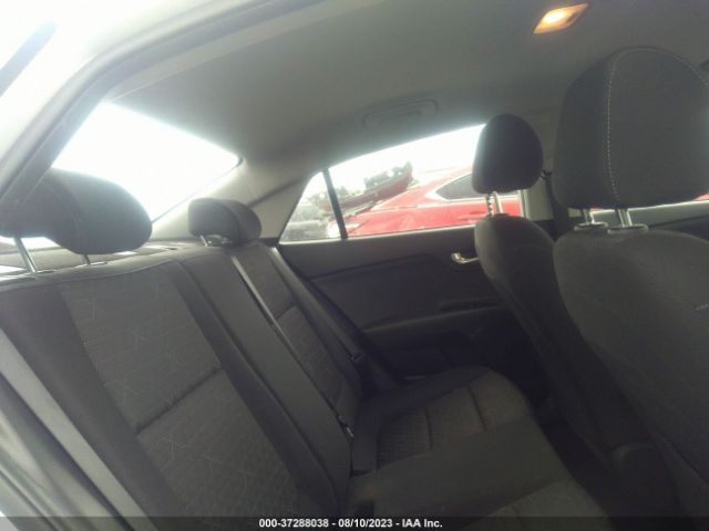 3KPA24AD4ME365379 KIA RIO S