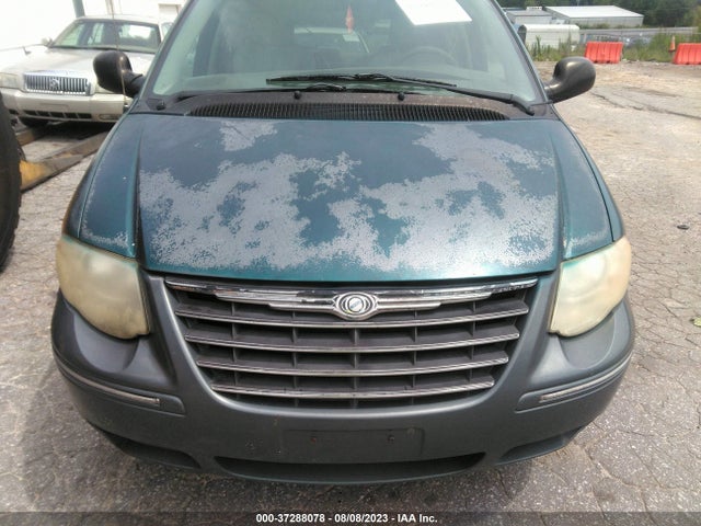2005 CHRYSLER TOWN & COUNTRY LIMITED VIN: 2C8GP64L75R284286
