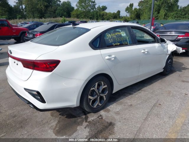 3KPF24AD9KE121486 KIA Forte Lxs