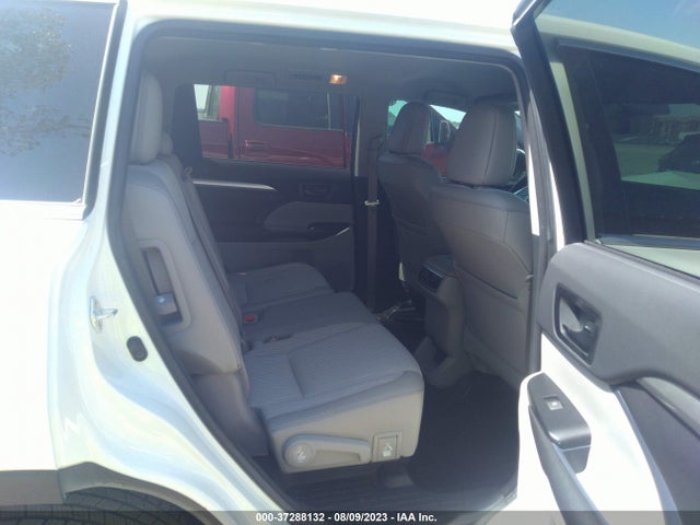 Toyota Highlander Le 2016 5TDZKRFH4GS182747 Image 8