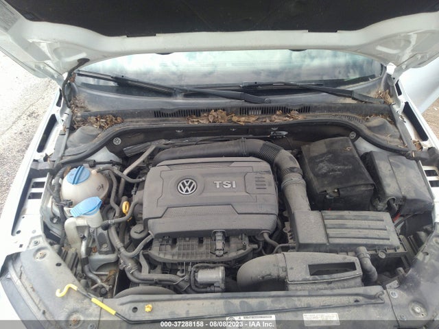 3VWD17AJ3FM258871 Volkswagen Jetta Sedan 1.8t Se