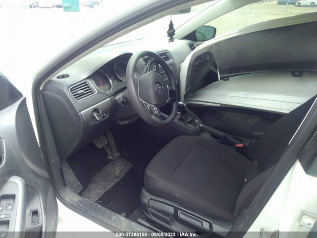 3VWD17AJ3FM258871 Volkswagen Jetta Sedan 1.8t Se