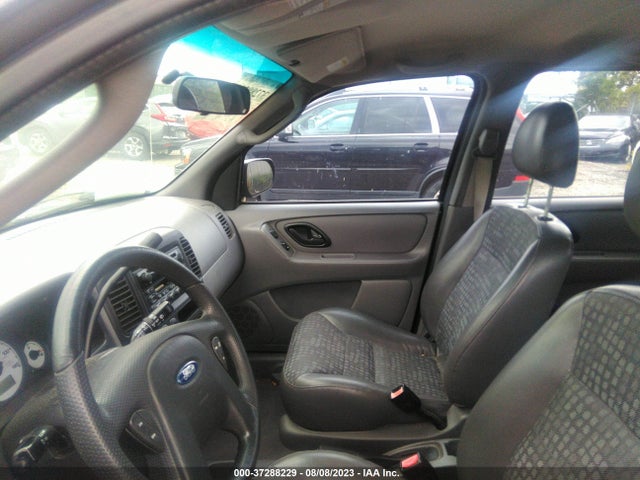 2002 FORD ESCAPE XLS CHOICE VIN: 1FMYU02152KA15268