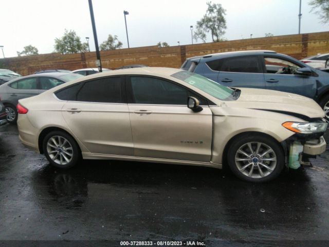 3FA6P0LU9HR354783 Ford Fusion Hybrid Se
