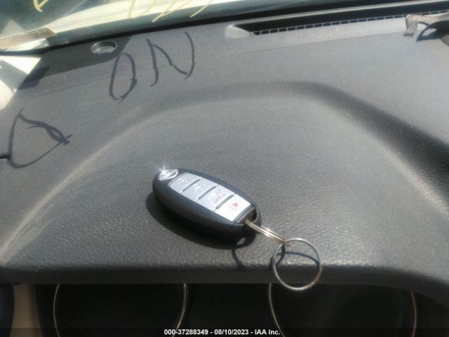5N1AT2MVXFC920461 Nissan Rogue Sl