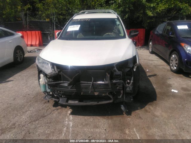5N1AT2MVXFC920461 Nissan Rogue Sl
