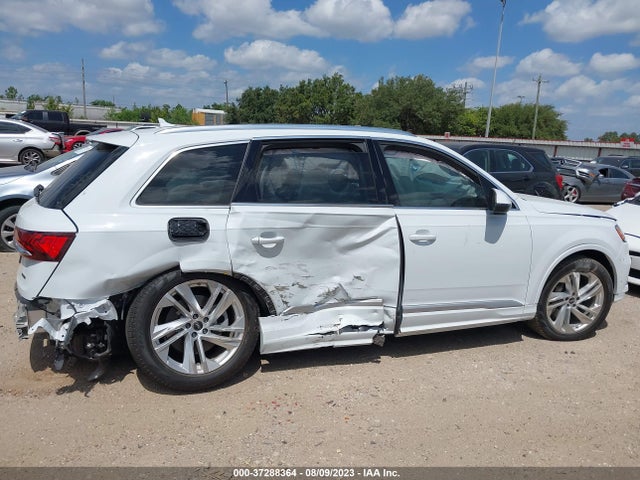 WA1LXBF79ND012859 Audi Q7 Premium Plus