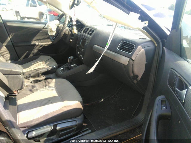 3VW2B7AJ4HM367606 Volkswagen Jetta 1.4t S