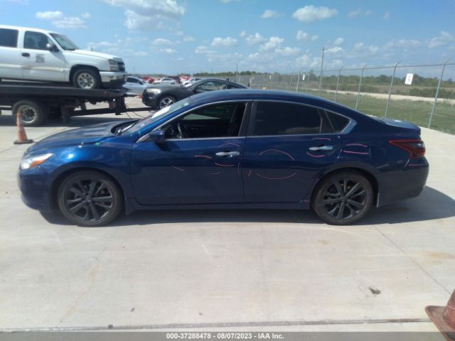 1N4AL3AP2HC499389 Nissan Altima 2.5 Sr